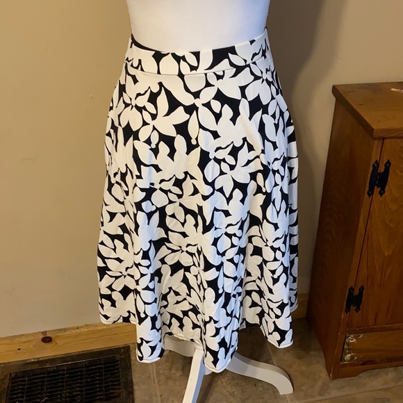 Cynthia Rowley Dresses & Skirts - Cynthia Rowley black and white abstract skirt